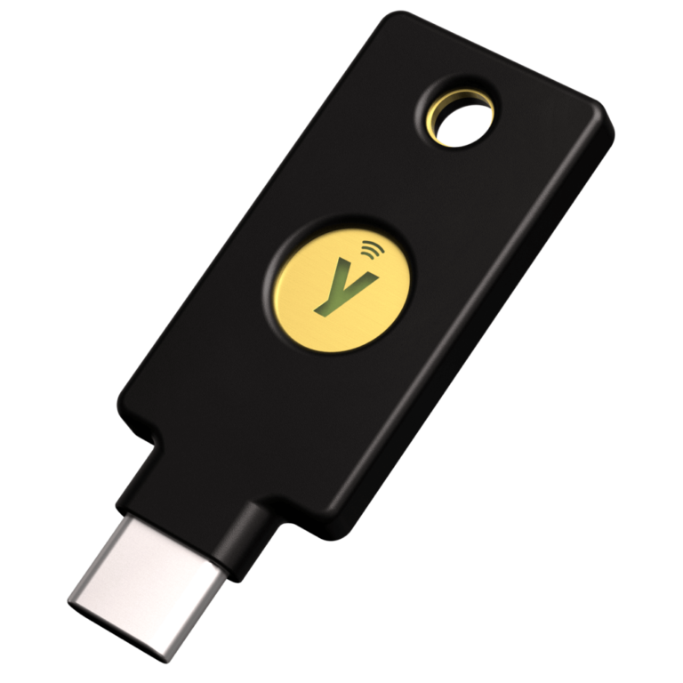 yubikey5cnfcfips-hero-ns
